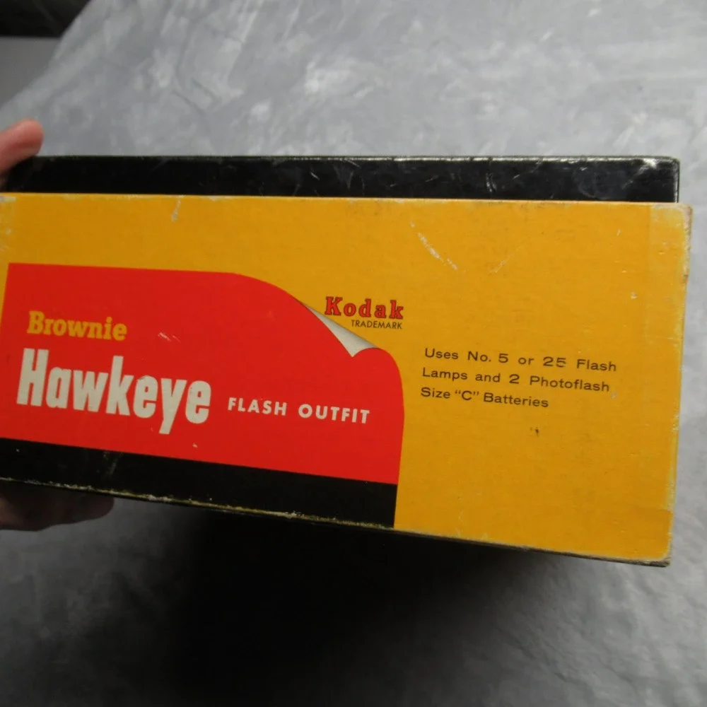 Kodak Brownie Hawkeye Flash Outfit Camera Kit Collectible‎ Untested 1950s VTG